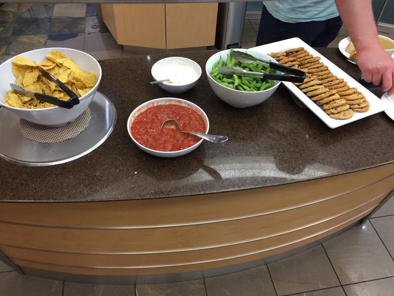 Air Canada Maple Leaf Lounge, foto 2