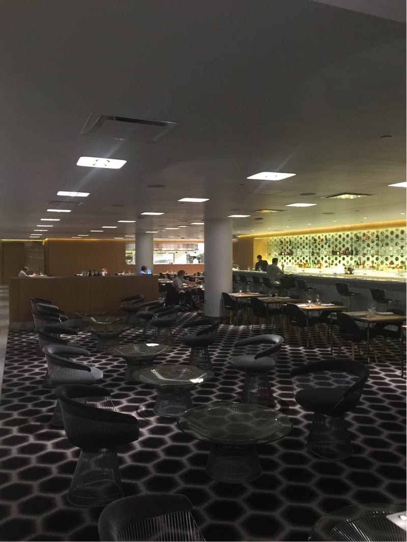 Qantas Airways International First Lounge, photo 11