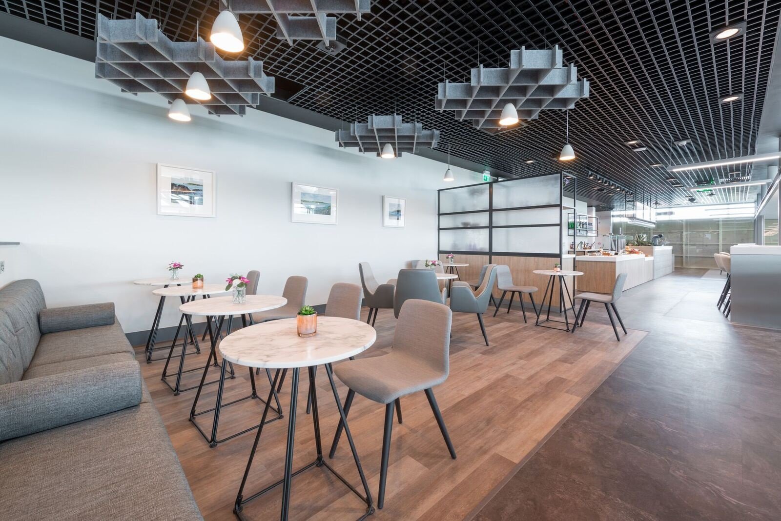 Aspire Lounge, photo 4