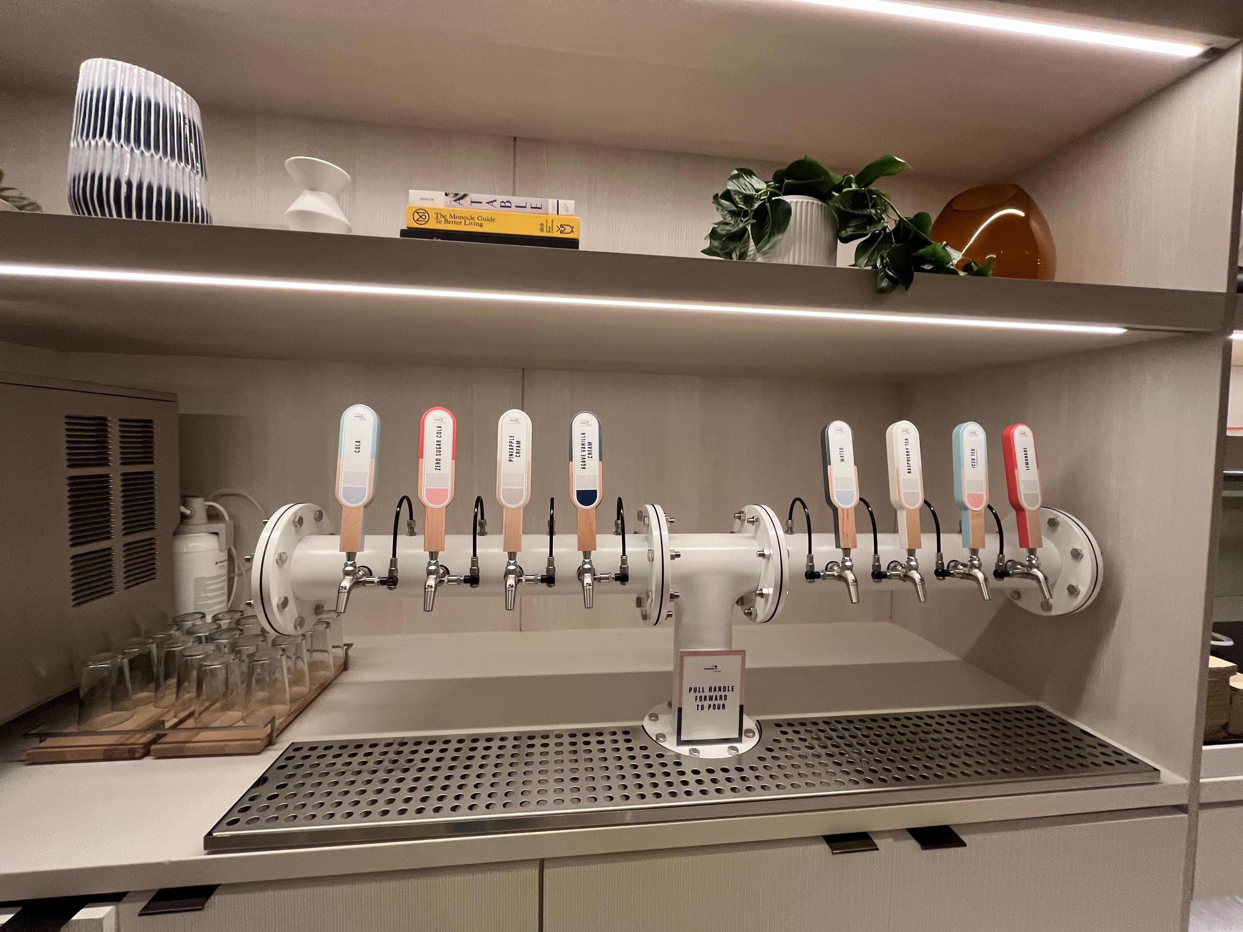 Capital One Lounge, foto 3