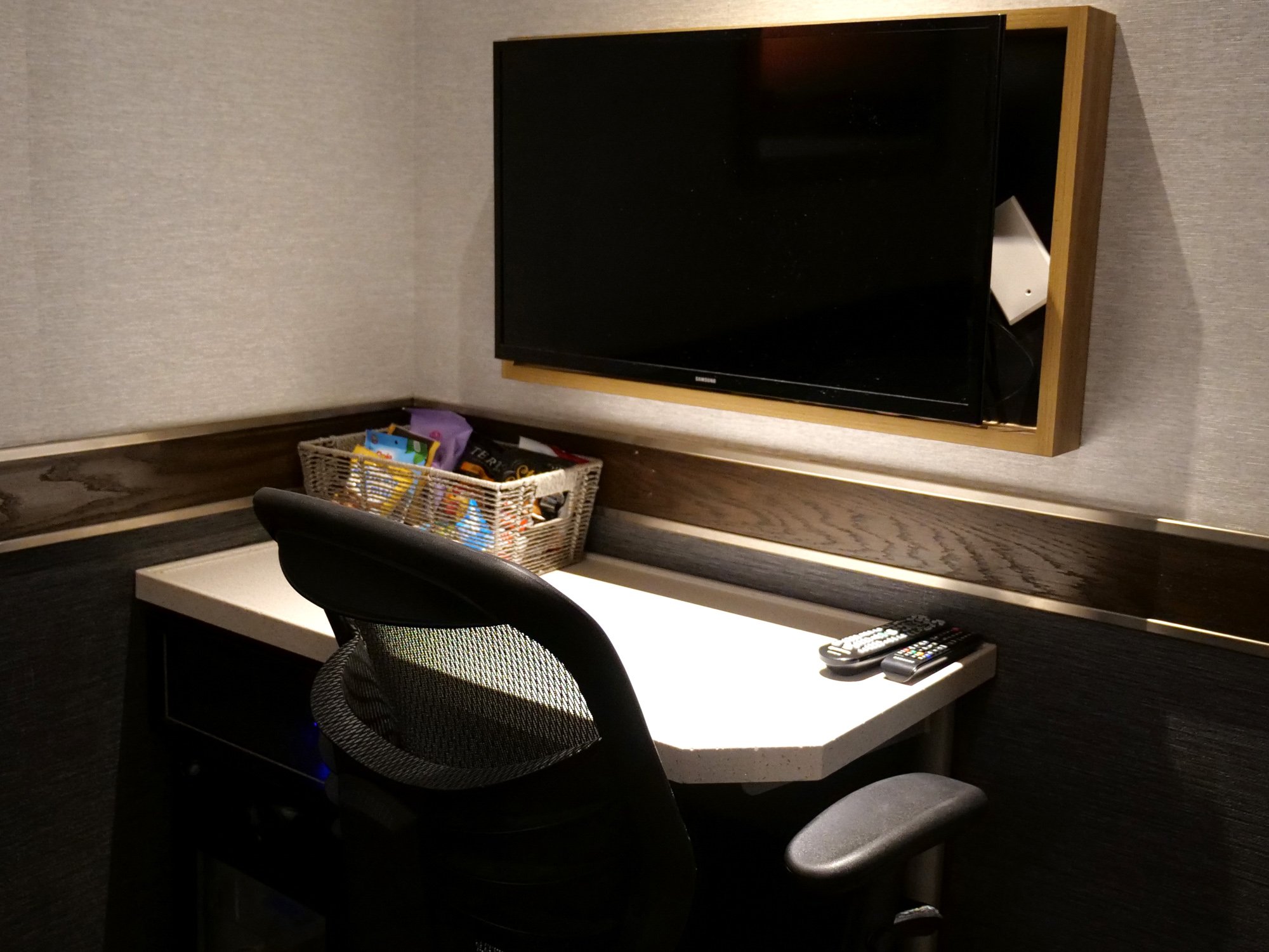 Minute Suites (Concourse D/E Connector), foto 2