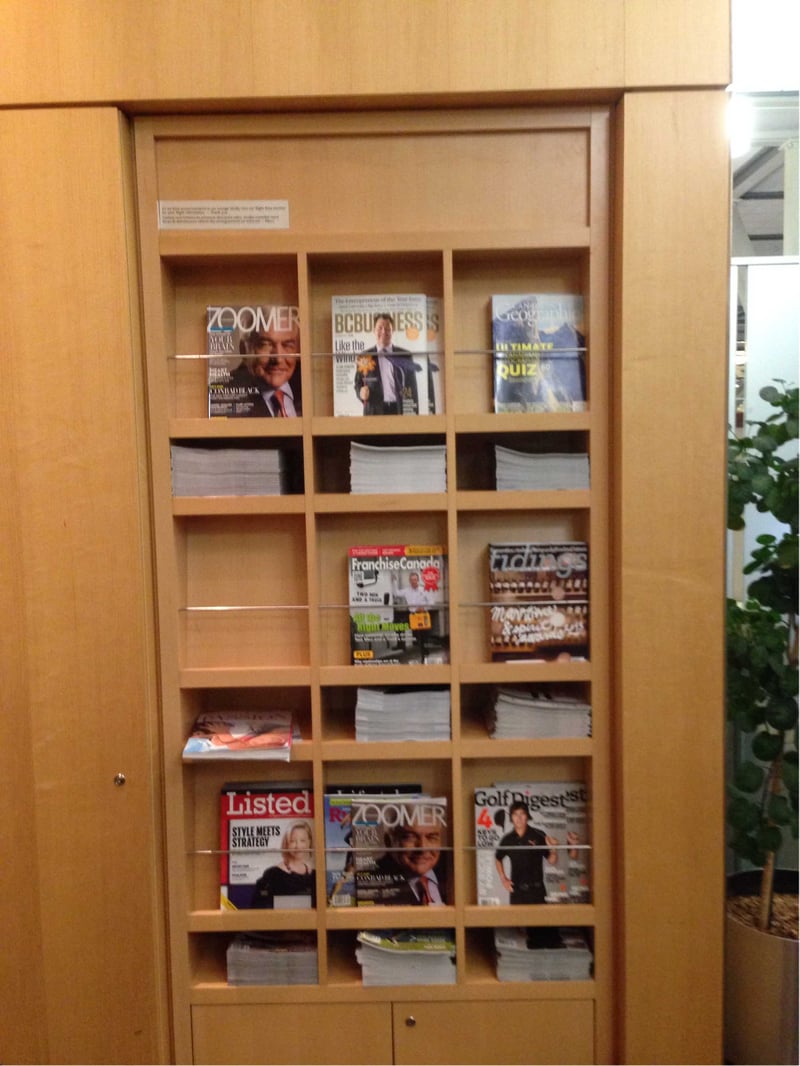Air Canada Maple Leaf Lounge, photo 11