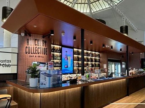Hatchery Collective Bar & Grill, foto 2