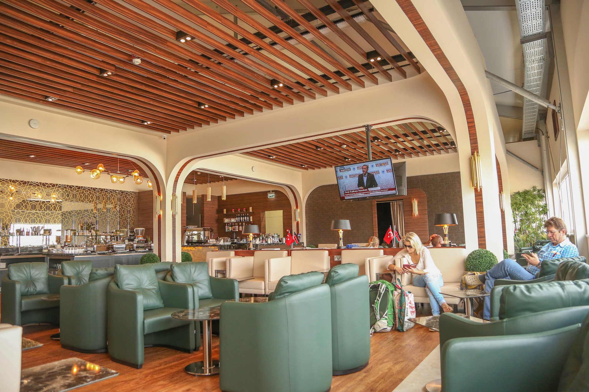 Turkish Airlines Star Alliance Lounge, photo 12