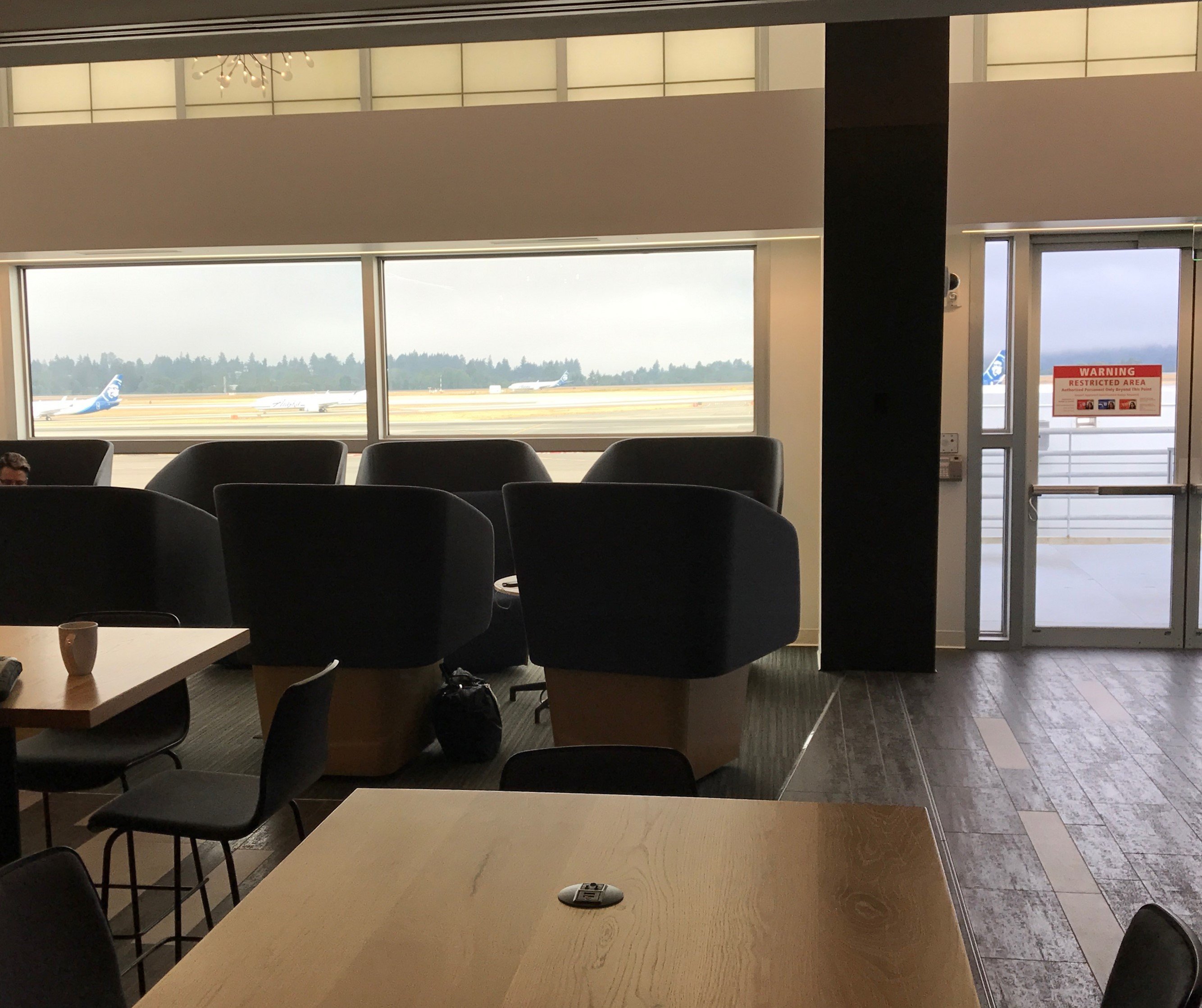 Alaska Airlines Alaska Lounge, photo 5