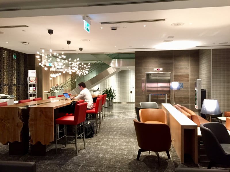 Air Canada Maple Leaf Lounge, photo 8
