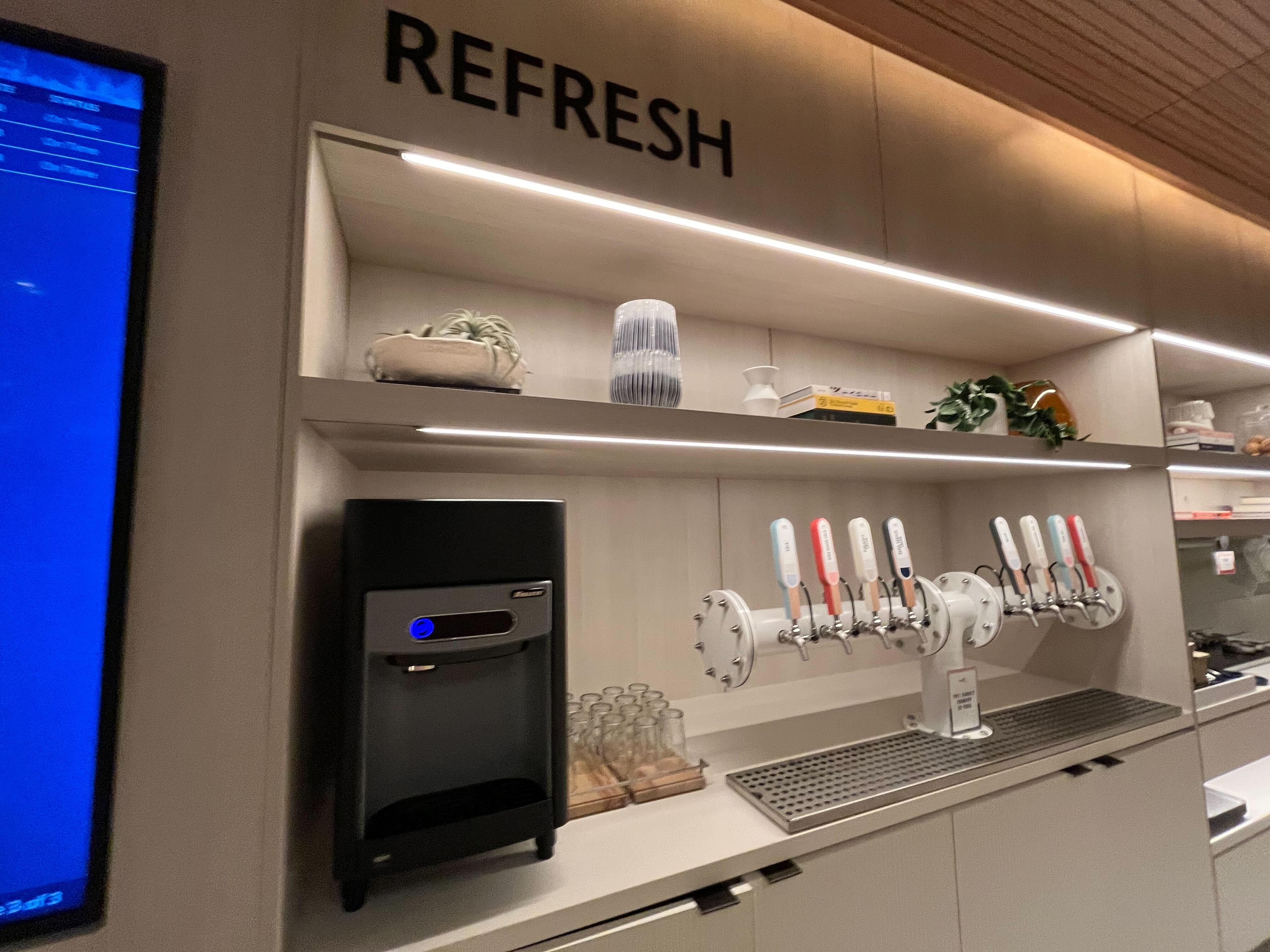 Capital One Lounge, foto 4