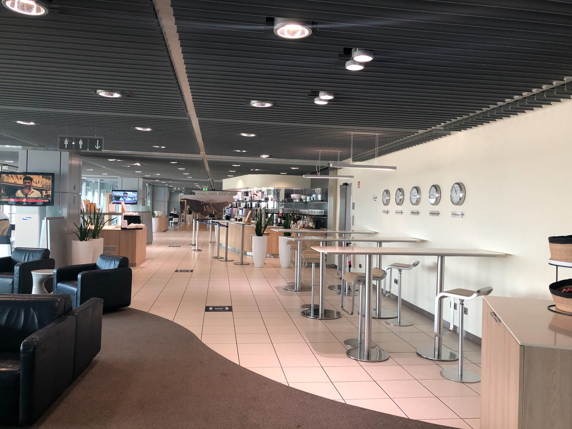Lufthansa Business Lounge, foto 4