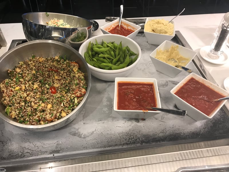 Air Canada Maple Leaf Lounge, foto 2