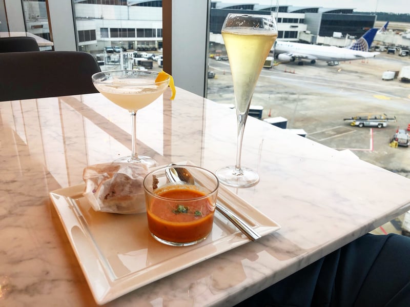 United Airlines Polaris Lounge, foto 2