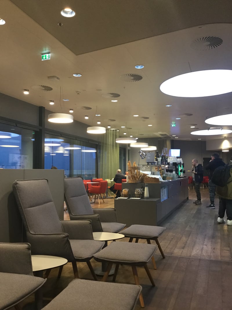 Austrian Airlines Senator Lounge, photo 3