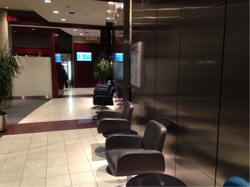 Air Canada Maple Leaf Lounge, photo 1