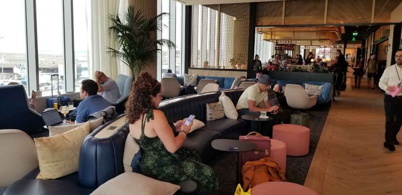 Chase Sapphire Lounge by The Club, foto 12