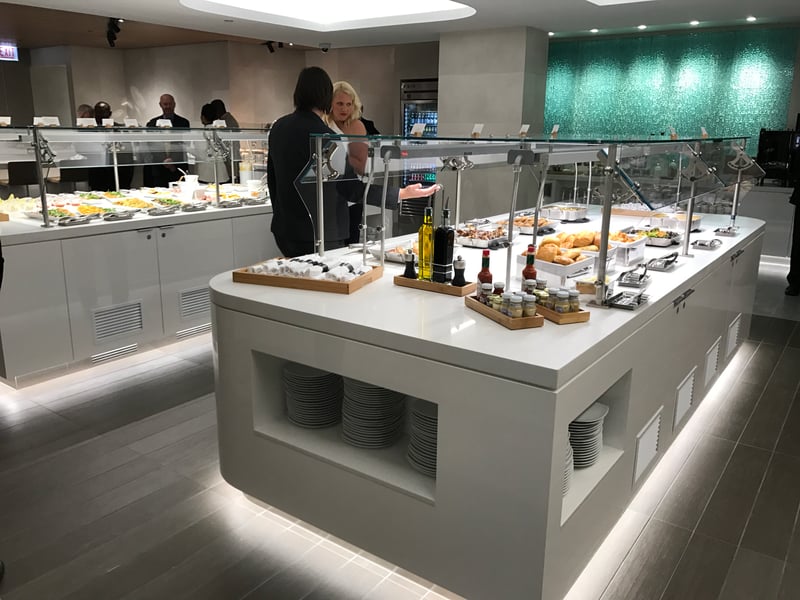 American Airlines Flagship Lounge, photo 6