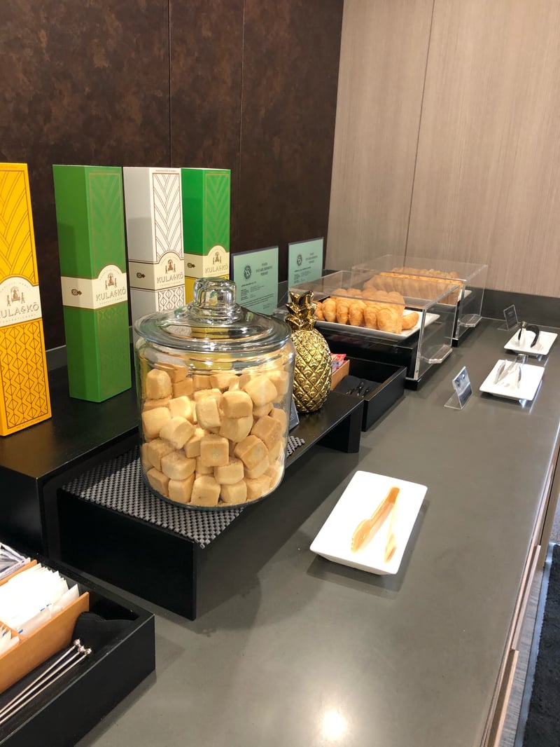 Japan Airlines JAL Sakura Lounge / American Airlines Admirals Club, foto 8
