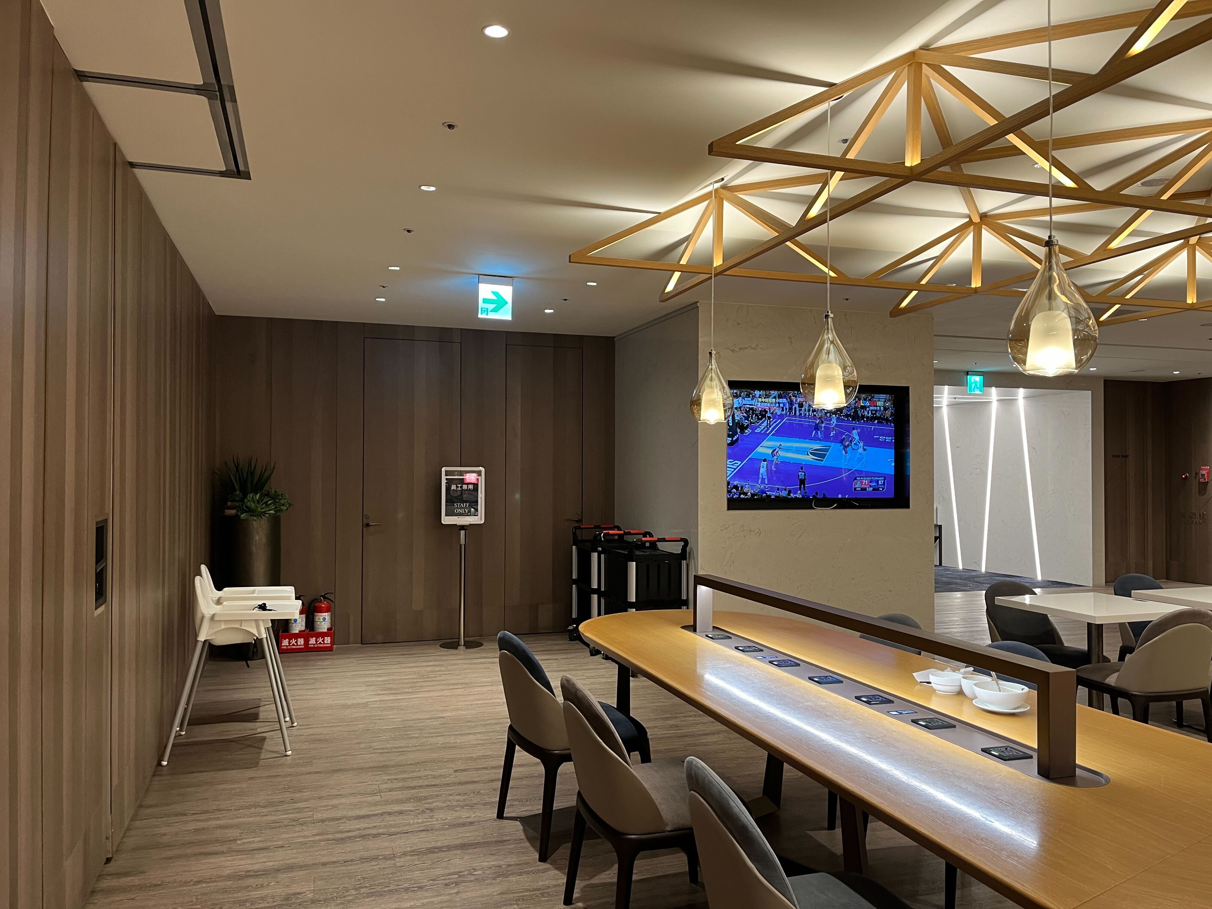 Oriental Club Lounge, photo 2